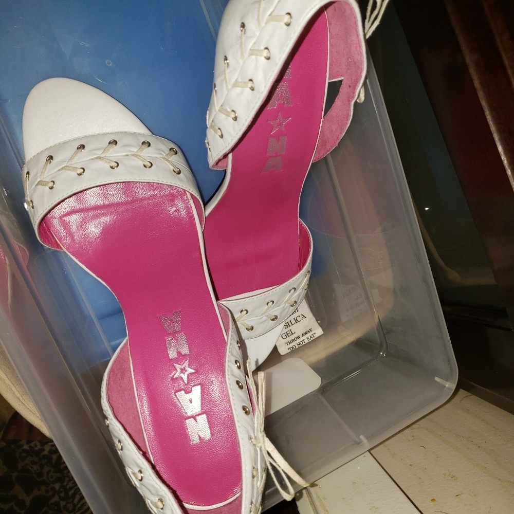 Women's Shoes